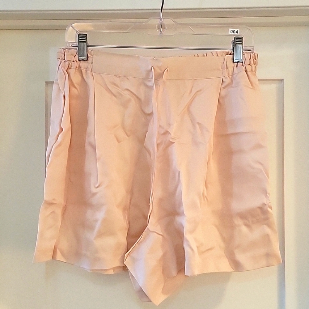 Ettitude sateen shorts L/XL NWT